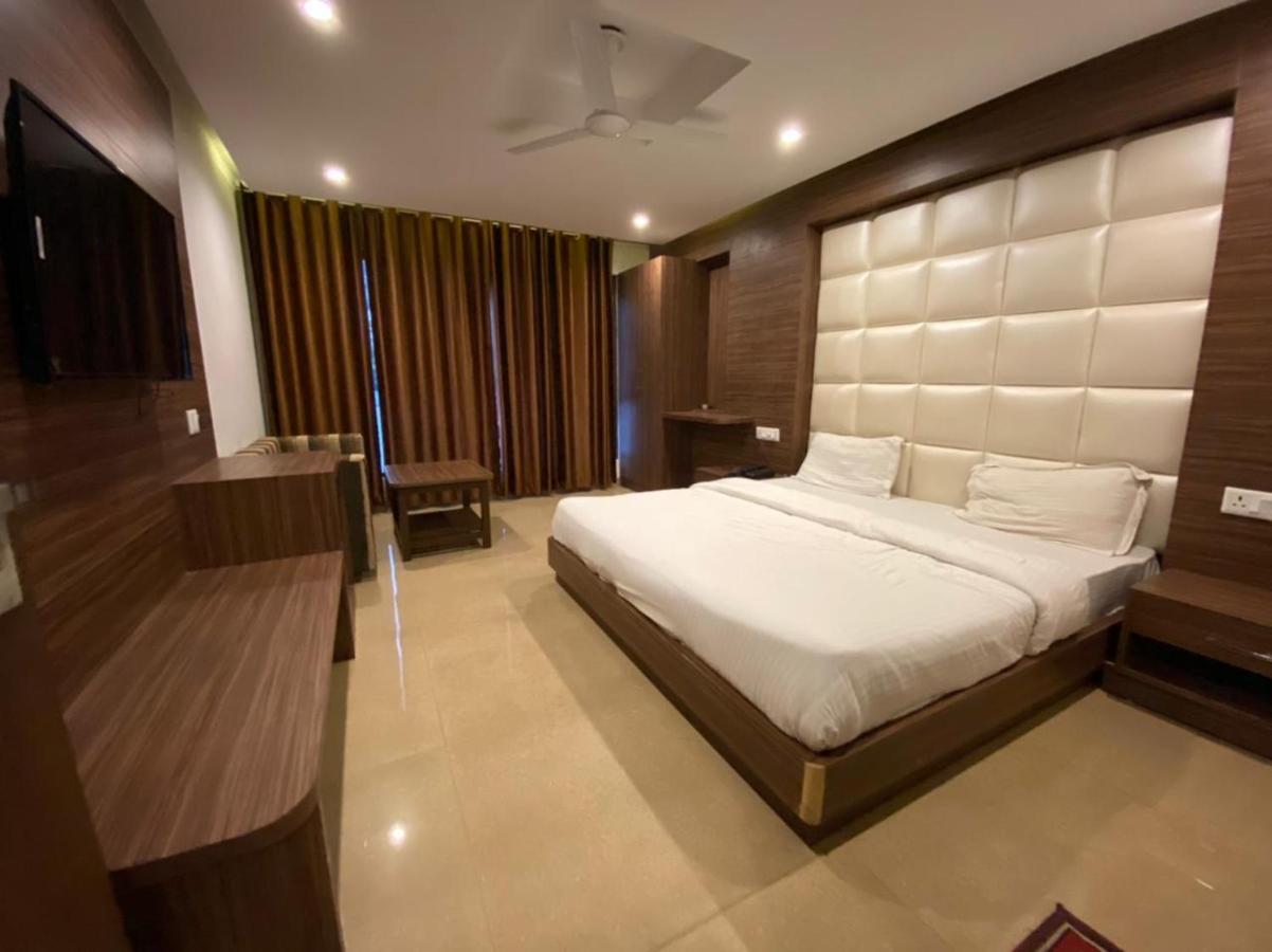 Hotel Savoy Residency Masuri Exterior foto